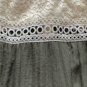 IZ maxi dress Olive with lace cutouts